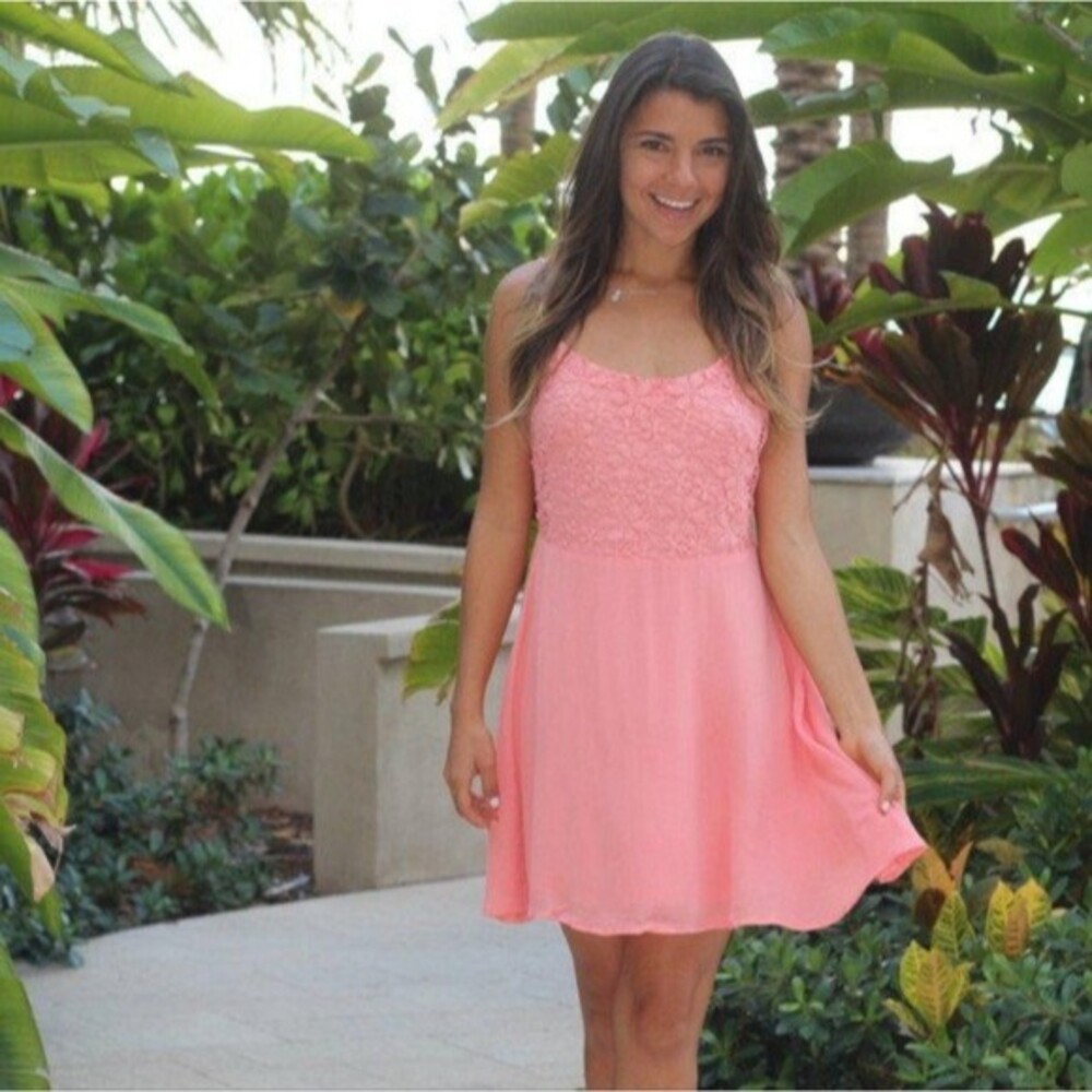 PEACH SHORT DRESS WITH BACK BOW Size Small